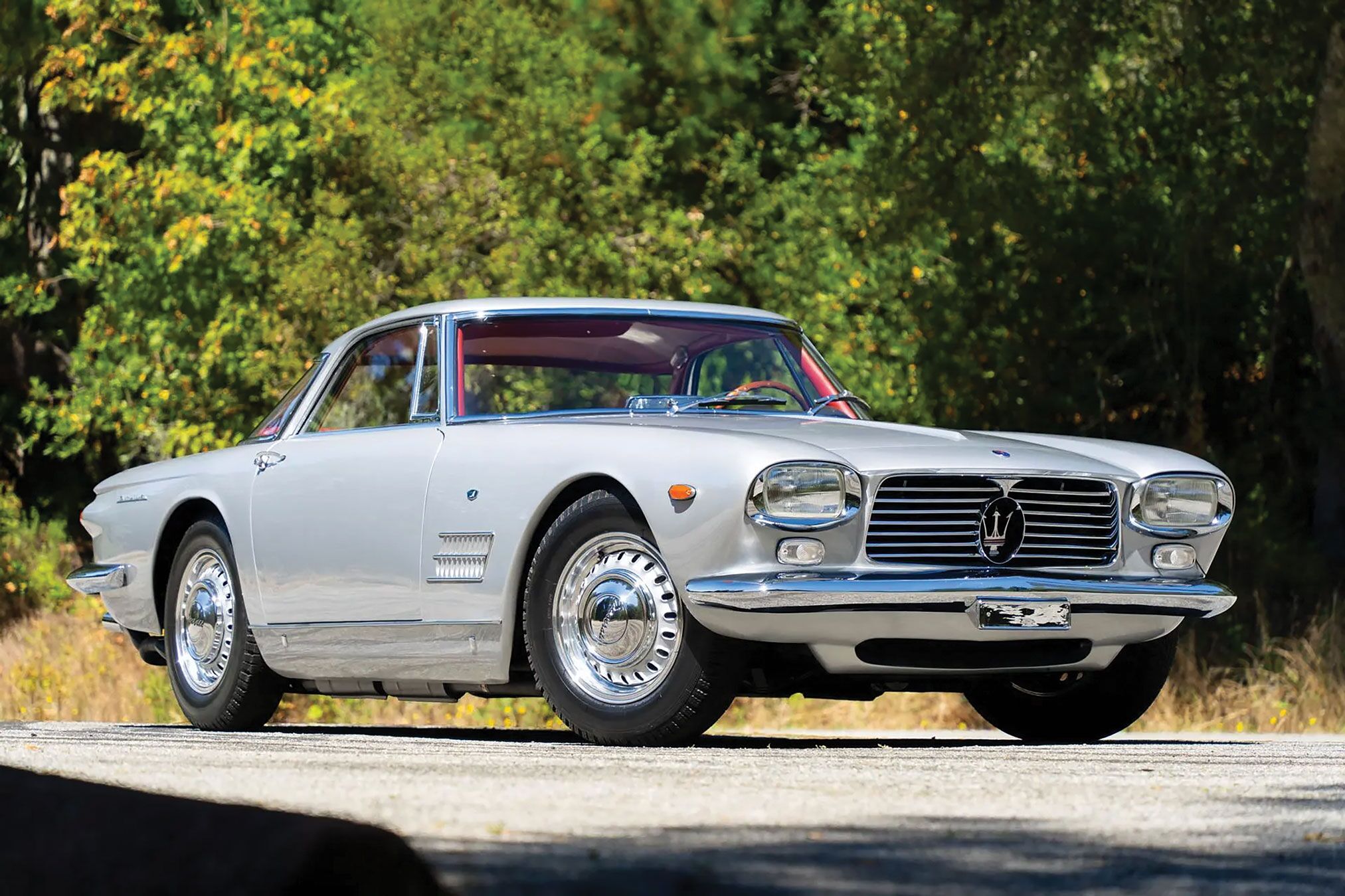1961-maserati-5000-gt-main.jpg